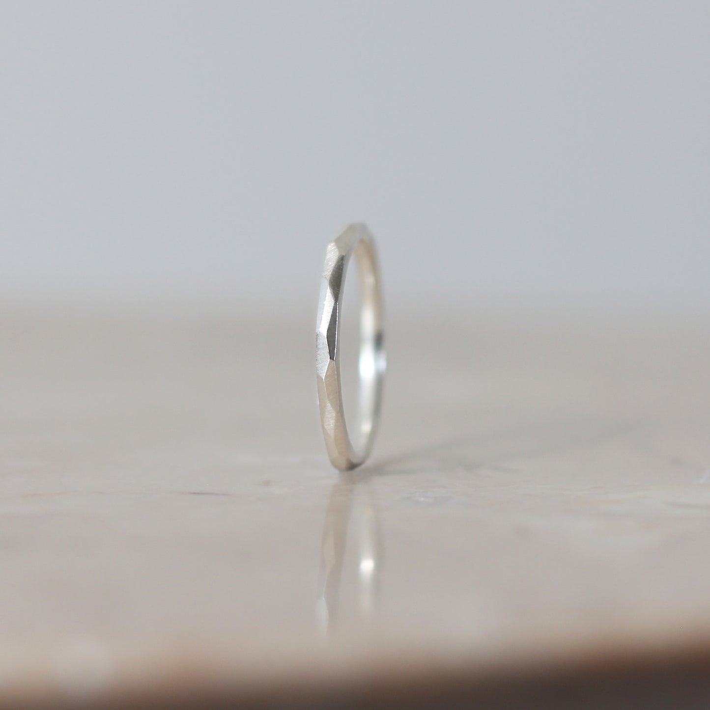 Geometric Faceted Ring 2mm - Silver/Oxidised