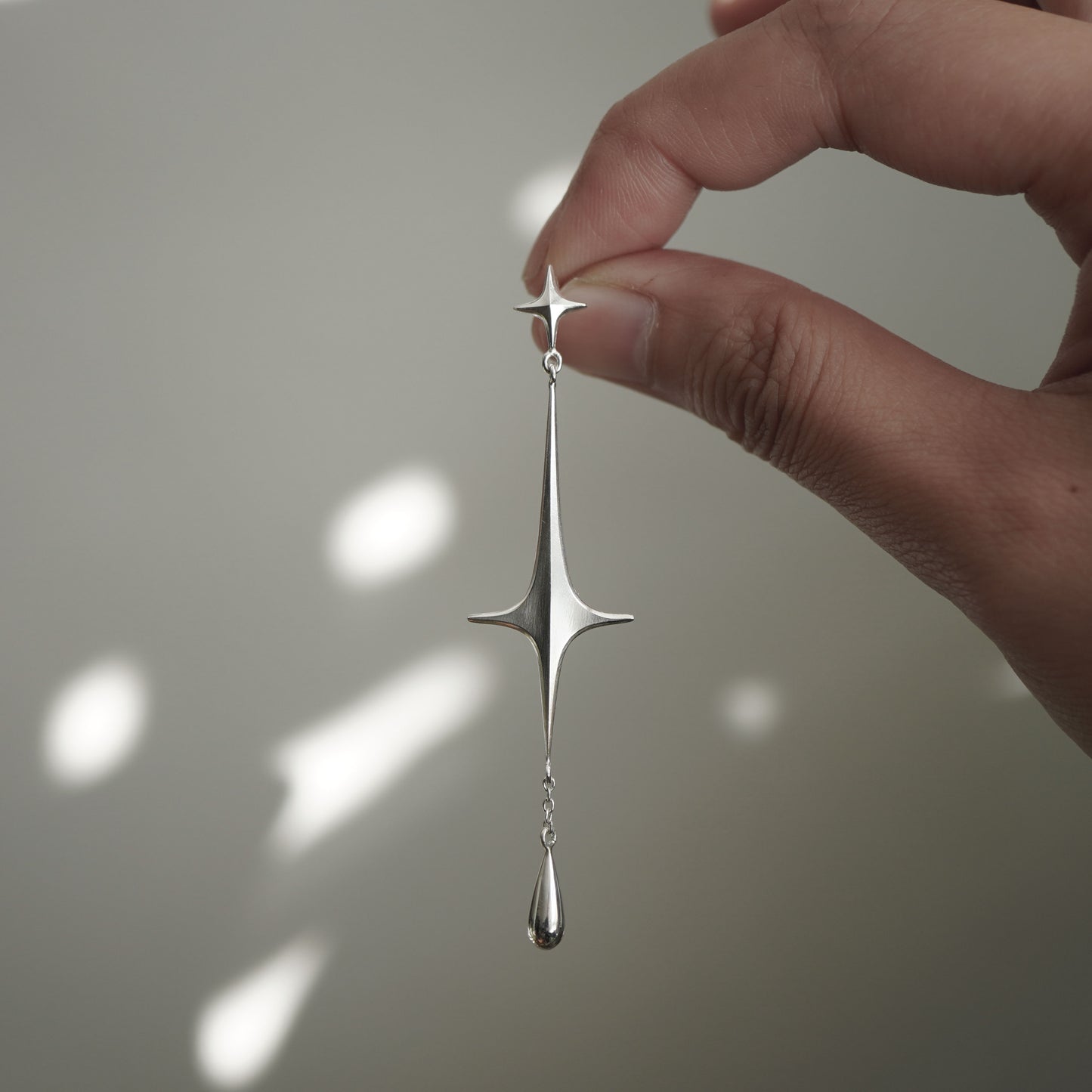Stella Drop Earrings - Meteor - Silver