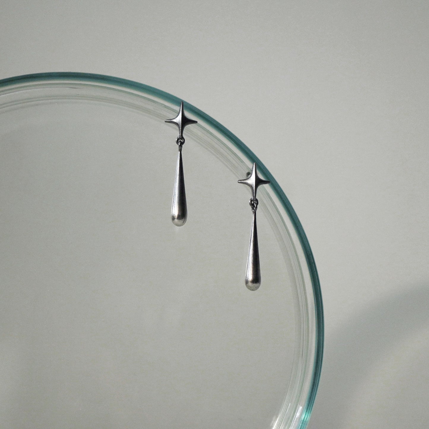Stella Drop Earrings - Ⅱ - Oxidised Silver
