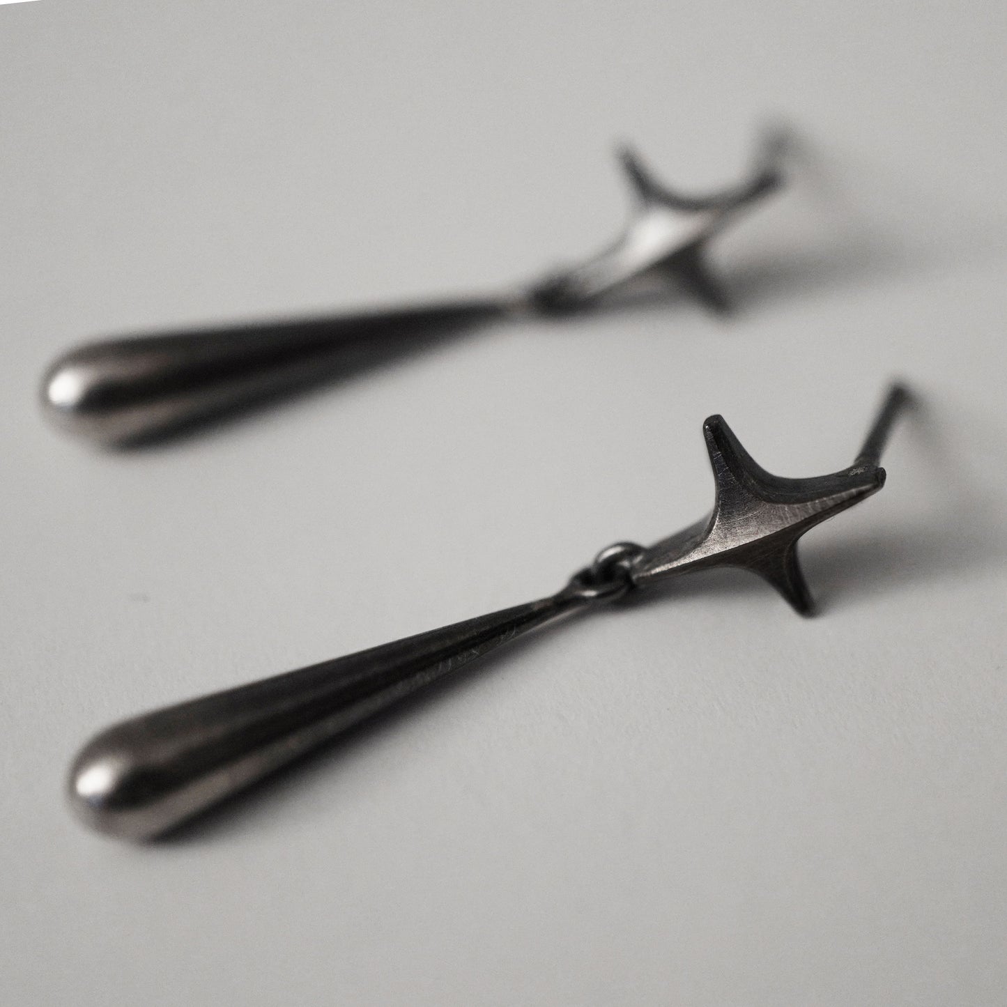 Stella Drop Earrings - Ⅱ - Oxidised Silver