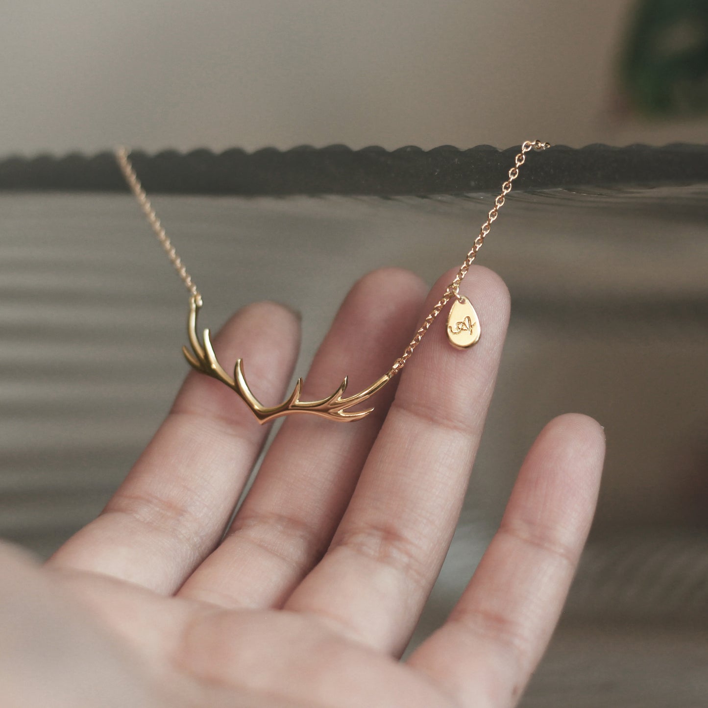 My Deer Necklace - Minimal - Gold