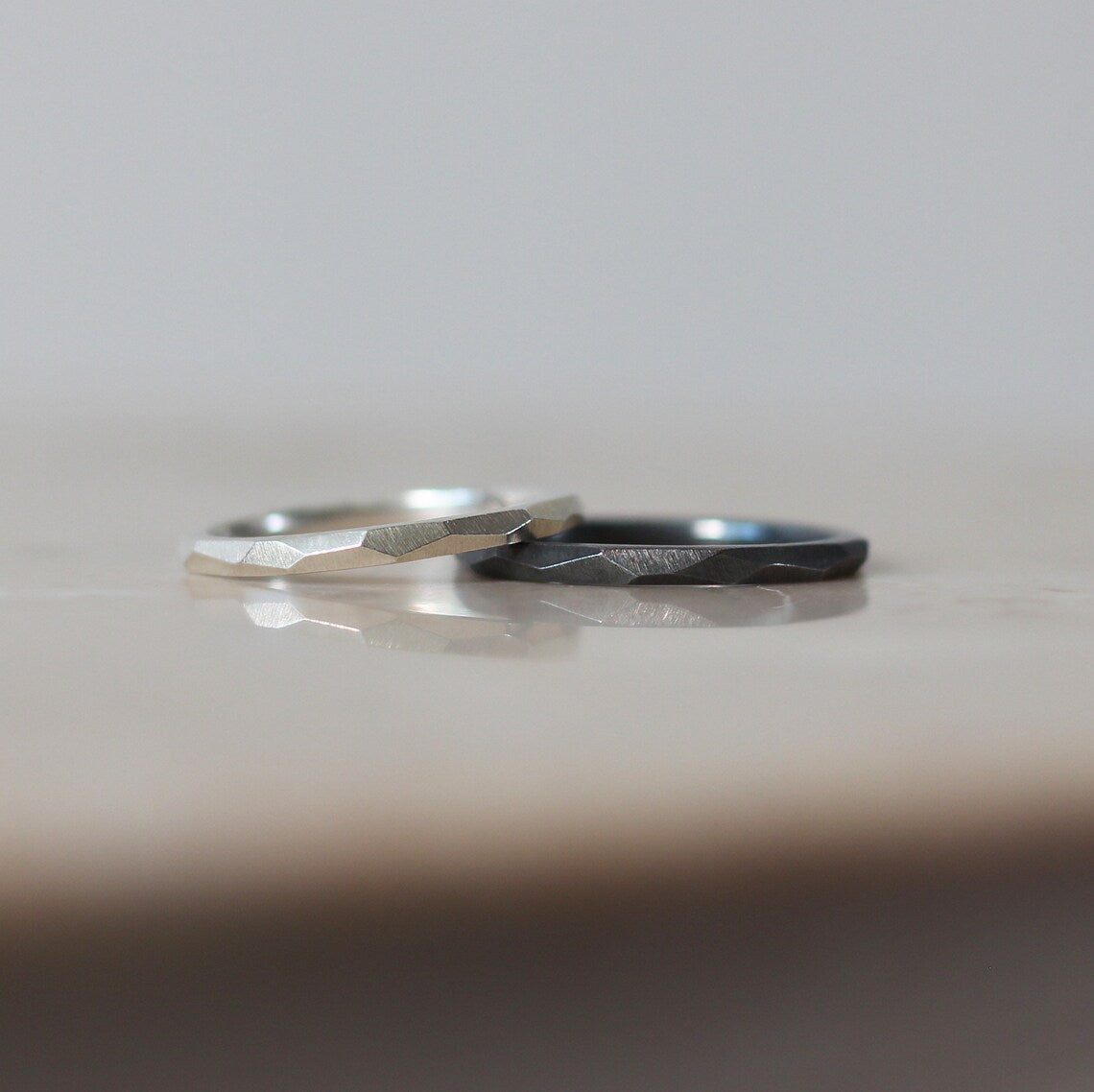 Geometric Faceted Ring 2mm - Silver/Oxidised